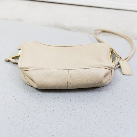 Coach - Tan/Cream Crossbody Bag - Picture 5 of 7